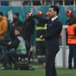 video replica lui elias charalambous dupa ce gigi becali a criticat sistemul de joc folosit de fcsb in meciul cu manchester united 679c7d0fded19