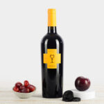 vinul zilei un negroamaro cu note de fructe negre si rosii dintre care se remarca ciresele bine coapte si visinele parguite urmate apoi de condimente ciocolata si tutun de asociat cu paste sau ca 678df762c0e18