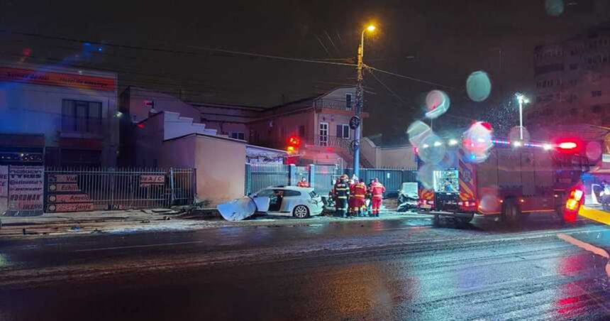 accident grav in constanta un baiat de 15 ani a ajuns la spital dupa ce a derapat cu masina 67b1d204dbe37