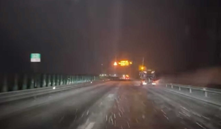 Accident pe autostrada A2, direcția București-Constanța. Traficul se desfășoară pe o bandă. 1 accident pe autostrada a2 sensul bucuresti constanta traficul se desfasoara pe o banda 67b3ae637905d