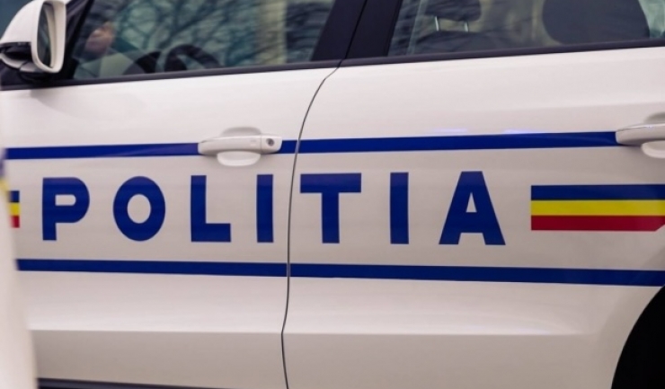 accident rutier pe dn 39 intre mangalia si vama veche au fost implicate o masina de politie si un autoturism 67c0d2ceea784