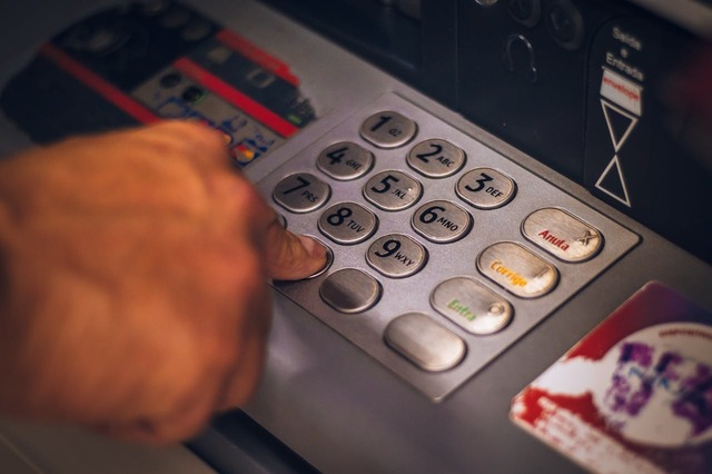 adio atm uri retragerea de numerar de la atm uri traditionale poate deveni la un moment dat o amintire cum ar urma sa mai retragem atunci numerarul 67adbae38a0bc