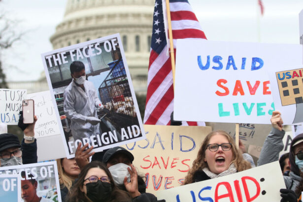 administratia trump a concediat peste 97 dintre angajatii usaid cati functionari au mai ramas si cu ce se vor ocupa 67a61dcd6e792