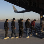 administratia trump a deportat peste 37 000 de persoane in prima luna de mandat deportarile se vor intensifica lunile viitoare 67b8cb22375b9