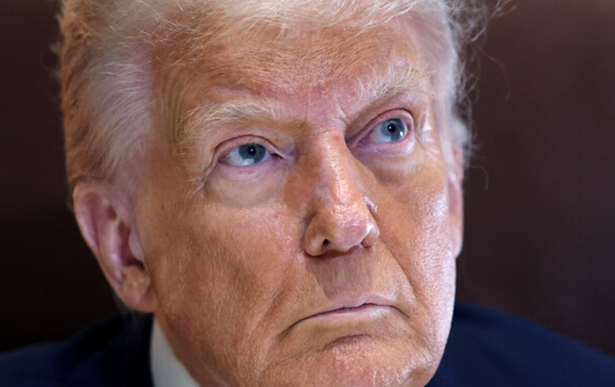 administratia trump creeaza un registru pentru imigrantii care se afla ilegal in sua sunt prevazute amenzi si chiar inchisoare pentru cei care nu se inregistreaza 67bef6e6b1ca2
