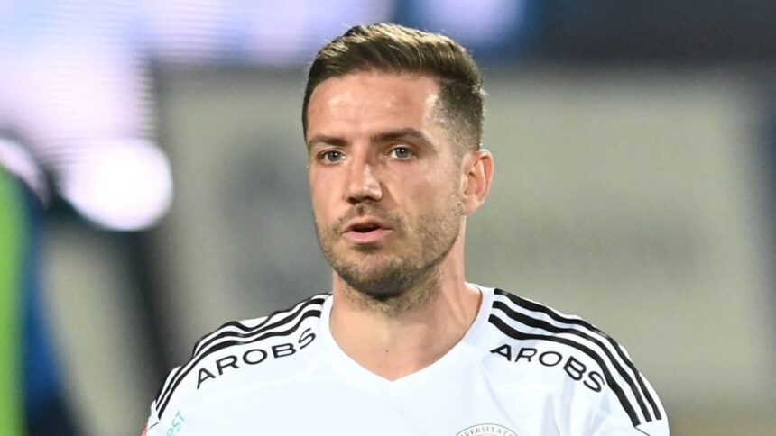 alex chipciu i a facut praf pe toti in 5 minute sageti spre sumudica si declaratii acide catre cartu poti sa fii legenda beata pe aici sa ti iei de gat fostii jucatori 67a3d5f2d4f5d