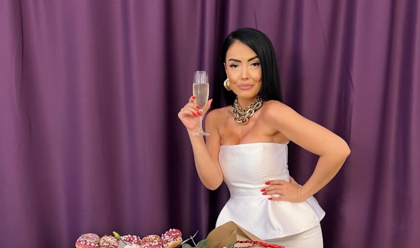 andreea mantea revine pe micile ecrane din 1 martie ce emisiune va prezenta la kanal d cu totii gresim dar important este sa incercam sa devenim mai buni 67acc5c9d297e