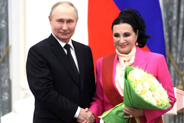 antrenoarea nationalei ruse de gimnastica ritmica a demisionat in urma unui conflict cu presupusa partenera a lui putin alina kabaieva 67ad1ea6045e8