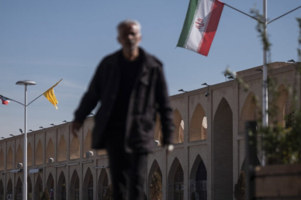 aproape o mie de iranieni spanzurati in 2024 inclusiv femei si minori sub 10 din executari au fost raportate oficial 67b7424c5829d