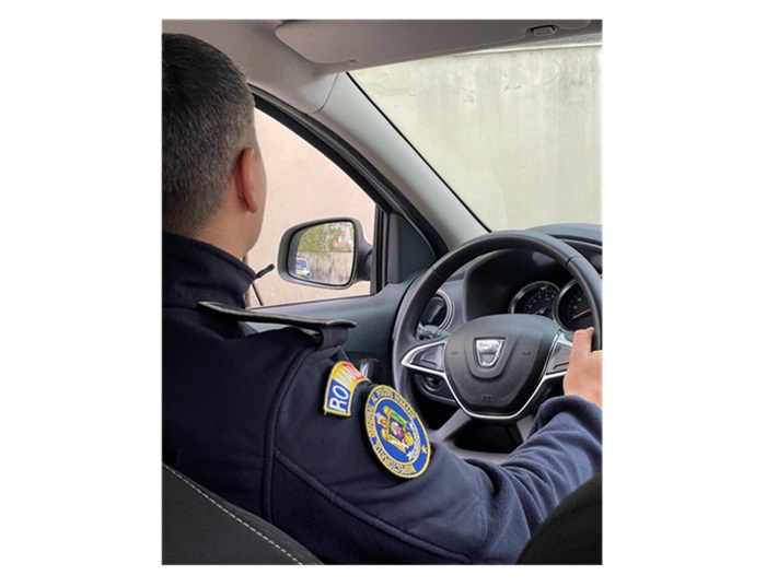 atac cu spray lacrimogen pe sectia 3 politie doi copii au ajuns la spital autorul a fost prins 67bd8306667ad