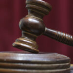 barbatul din alba care a indemnat pe facebook la revolte si la impuscarea presedintelui iohannis a fost trimis in judecata 67a3856e37946