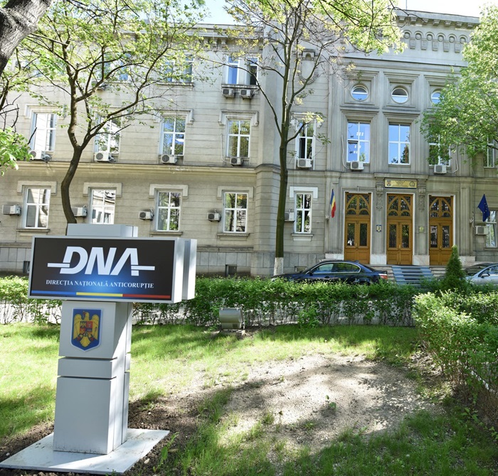 catalin stefanita zisu unul dintre cei mai influenti generali din mapn plasat sub control judiciar pe cautiune iata suma 67b033aaaee16