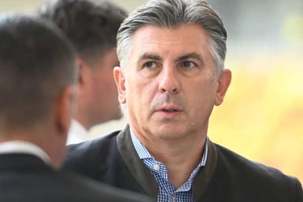 ce anticipeaza ionut lupescu inainte de fcsb dinamo asa cred 67b35ab70af1c