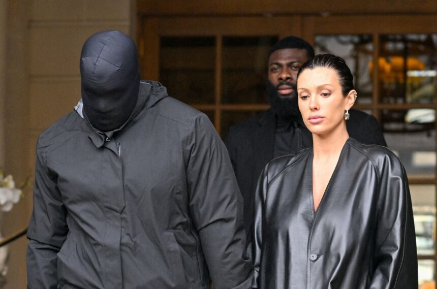 cine este bianca censori sotia lui kanye west a socat mereu cu aparitiile ei mult prea indraznete 67a0913266883