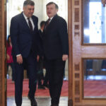 ciolacu si antonescu apara familia traditionala suntem crestini si punct 679f751e70842