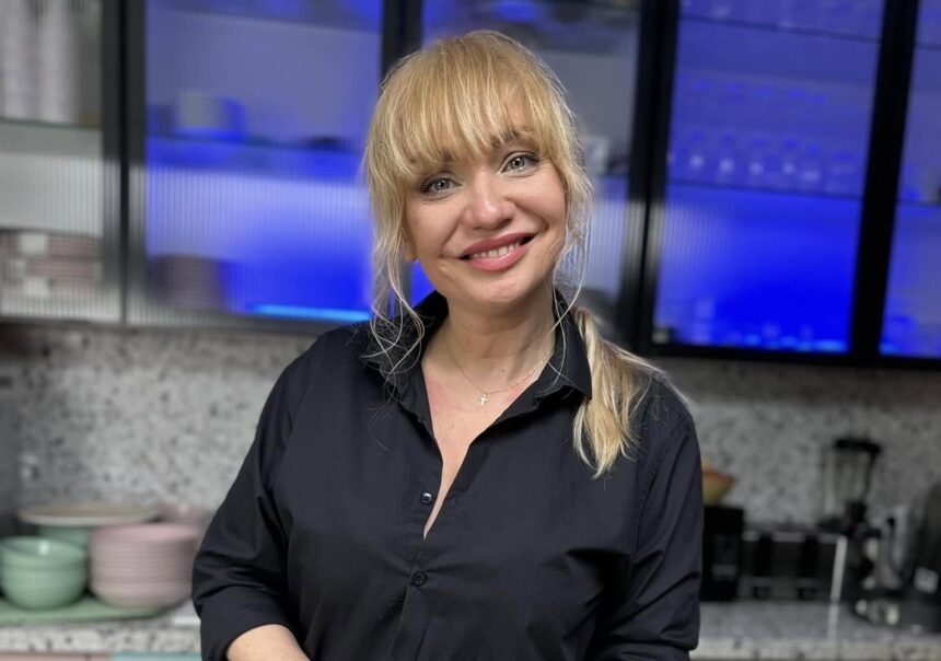 cristina cioran a dezvaluit cel de al doilea nume al baietelului ei cum il va chema pe fiul vedetei si al lui alex dobrescu 67bb3c0765356