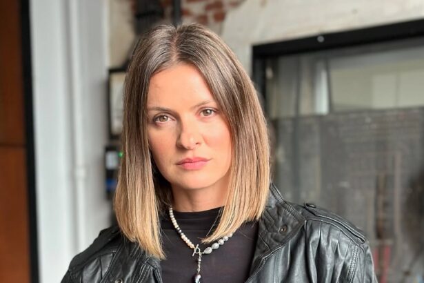 de ce a renuntat ioana blaj nora ruxandrei ion la proiectele tv familia este pe primul loc 67bed4d27c068