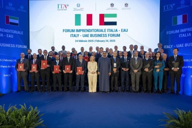 deal uri transnationale emiratele arabe unite vor sa produca energie regenerabila in albania si s o exporte in italia printr un cablu submarin instalat in marea adriatica 67be1cee08035