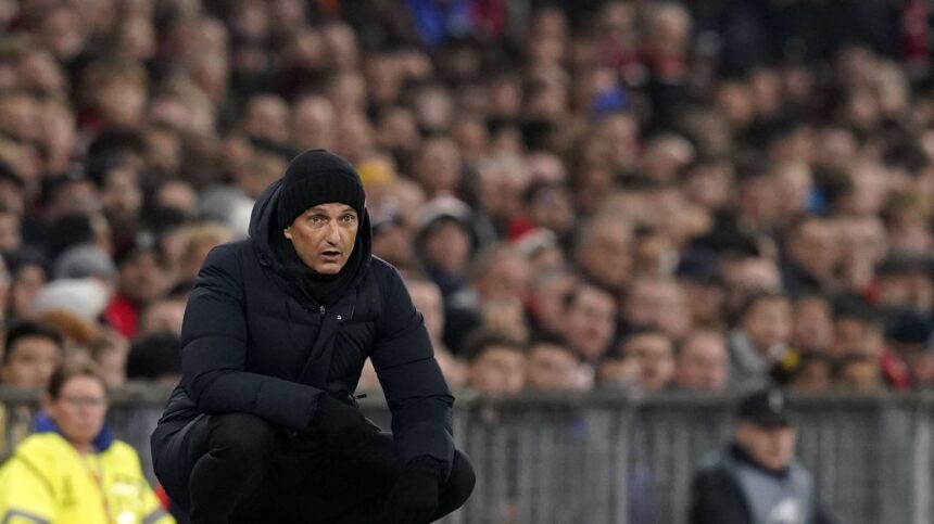 declaratiile lui razvan lucescu dupa ce paok a facut show inainte de returul cu fcsb 67b24f859b053