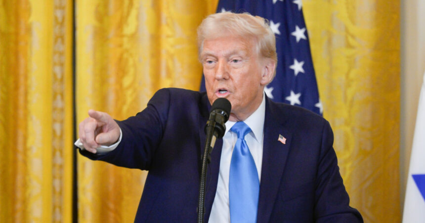 donald trump va semna un ordin executiv prin care va elimina nebunia transgenderilor din competitiile feminine 67a3347e69d1c