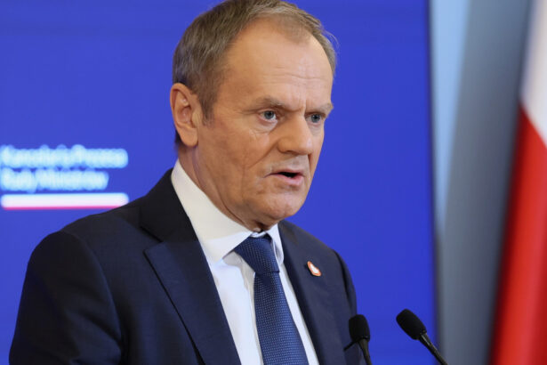 donald tusk anunta ca varsovia va investi o suma record in 2025 in ce sector vor merge cei mai multi bani 67aa1d6a8137e