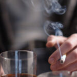 europenii fumeaza si beau mult iar unul din sase moare inainte de 70 de ani semnal de alarma tras de oms 67bdc08196bc5