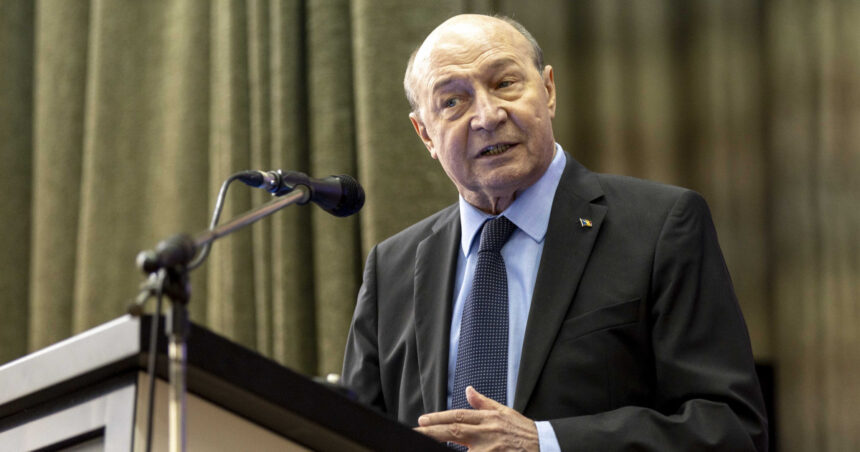 exclusiv ce a raspuns basescu intrebat daca e necesara desecretizarea costurilor privind deplasarile externe ale lui iohannis 67acf8314b4a0