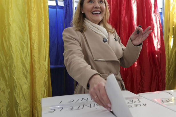 exclusiv elena lasconi magistratii ccr si au sapat singuri groapa daca il scot din competitie pe georgescu vor aprinde un butoi cu pulbere 67a6720010e13
