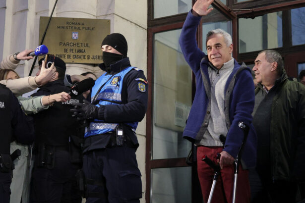 exclusiv simion e exclus vreodata sa fie legionar calin georgescu ce spune despre gestul controversat al acestuia de pe treptele parchetului 67c0d0ae068c1