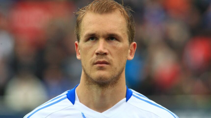 fcsb pusa in garda de kapetanos paok eu asta am vazut la ei e specialitatea lor 67b48c6bdee46