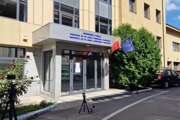 fostul sef al diviziei trafic din cfr constanta acuzat de luare de mita termene importante azi la tribunalul constanta 67a068c418233