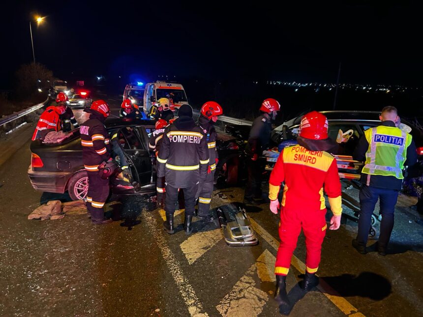 foto accident grav la iesire din ovidiu spre galesu o persoana este incarcerata 67afa7690003d