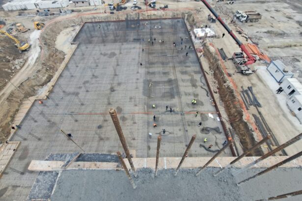 foto continua lucrarile la complexul imobiliar energia residence 3 astazi a inceput turnarea fundatiilor pentru blocurile 4 si 5 67af59c4da9a5