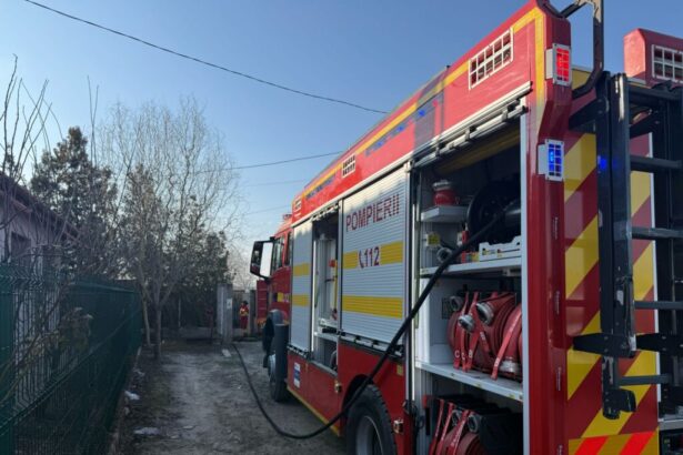 foto incendiu la o locuinta in judetul tulcea mai multe echipaje de pompieri au intervenit la fata locului 67adfa24cdaf8