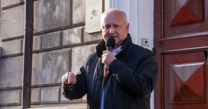 fratele lui igor dodon a fost retinut pe aeroportul din chisinau reactia fostului presedinte prorus al republicii moldova 67a3e1a23f36b