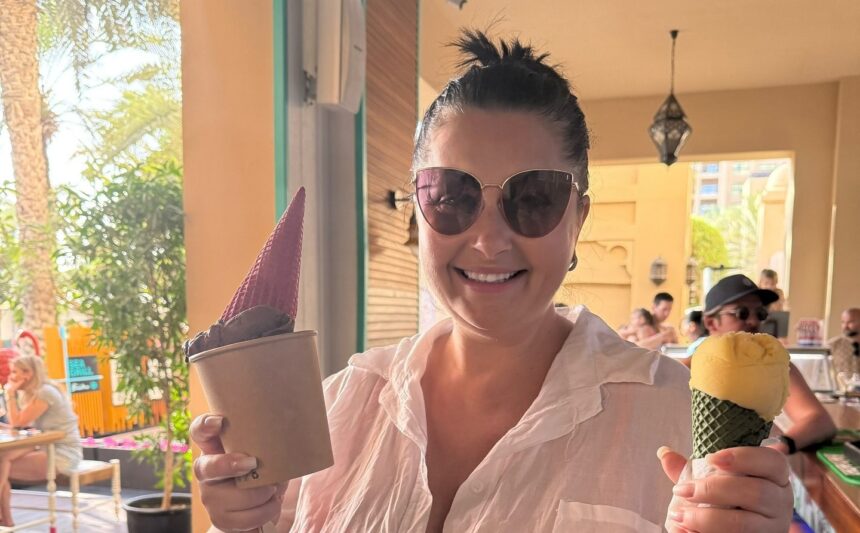 gabriela cristea a aparut mult mai slaba in dubai poza care i a revoltat pe fani ai mai bagat niste filtre nu va mai editati pozele 67bb00378f5ed