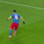 galerie foto adrian sut a zguduit bara in fcsb paok 67b76ed45e8a0