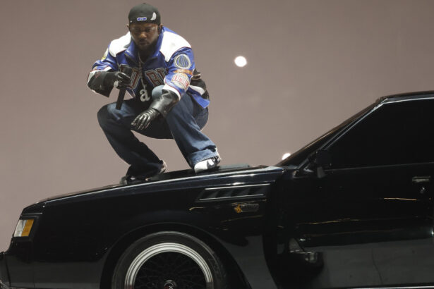 galerie foto cel mai prost show din istorie kendrick lamar criticat dur pentru prestatia de la super bowl 2025 67af086420e53