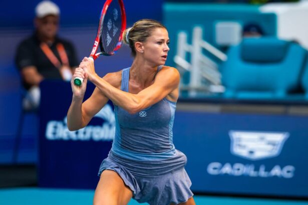 galerie foto frumoasa camila giorgi s a intors in tenis dupa ce devenise model pentru creatorii de lenjerie intima 67ac91d903dd9