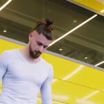 galerie foto radu dragusin se pregateste ca un spartan imagini cu fundasul lui tottenham din sala de forte mesaj catre fanii sai 67bed9251bba5