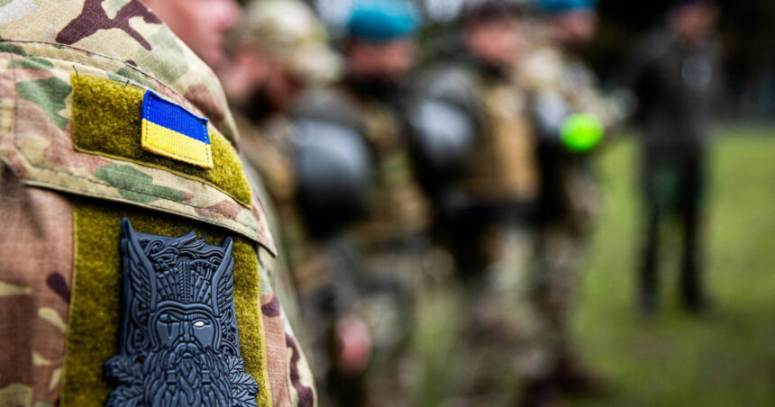 galerie foto recrutii ucraineni din marea britanie exerseaza abilitati de lupta cu instructori norvegieni 67a0aa9f8fce0