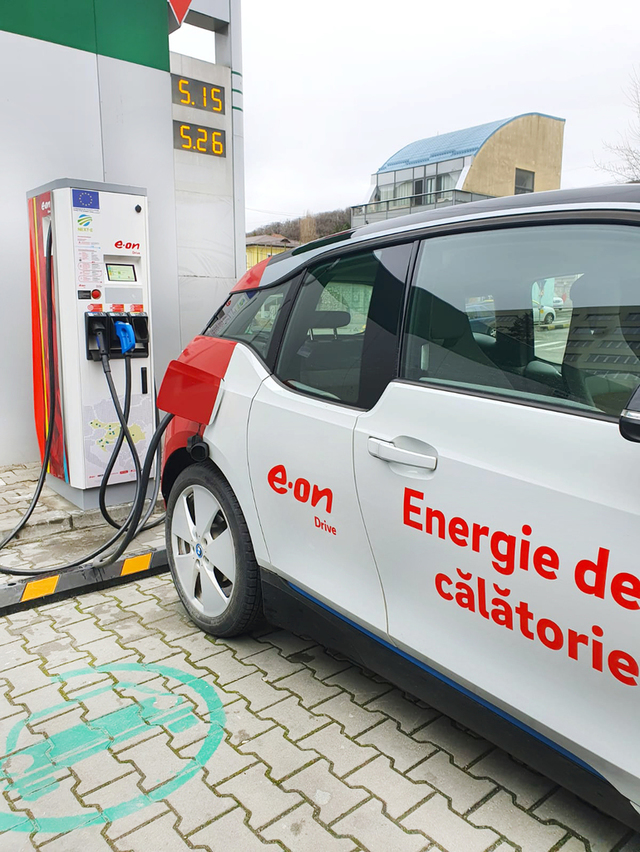 germanii de la e on primesc milioane de euro din fonduri ue pentru a extinde infrastructura de incarcare a masinilor electrice si in romania 67b874a08a0ef