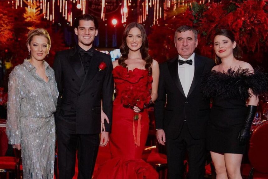 gheorghe hagi a dat o de gol pe sotia marilena ce a zis despre femeia care ii e alaturi de 30 de ani eu la munca ea acasa sefa 67a5eefe42ff9