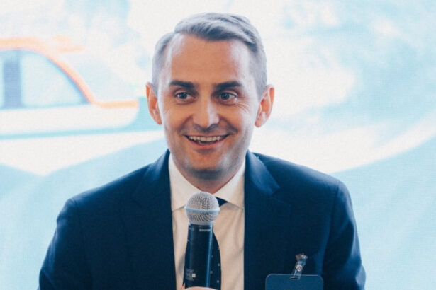ilie bolojan l a numit pe city managerul din oradea in functia de consilier prezidential cine este mihai jurca 67bee81303d20