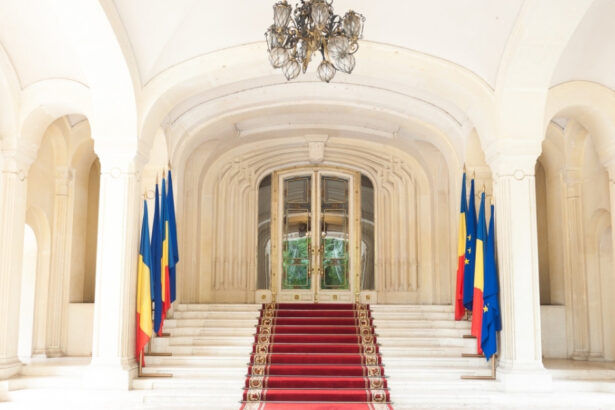 ilie bolojan preia azi mandatul de presedinte interimar al romaniei ceremonie la cotroceni la plecarea lui klaus iohannis 67ac48c8429d5
