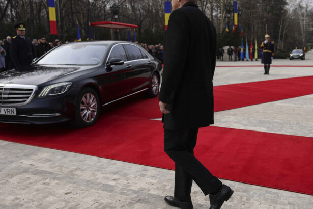 in cat timp a parcurs klaus iohannis drumul de la bucuresti la sibiu fara antemergator 67ade7279ffac