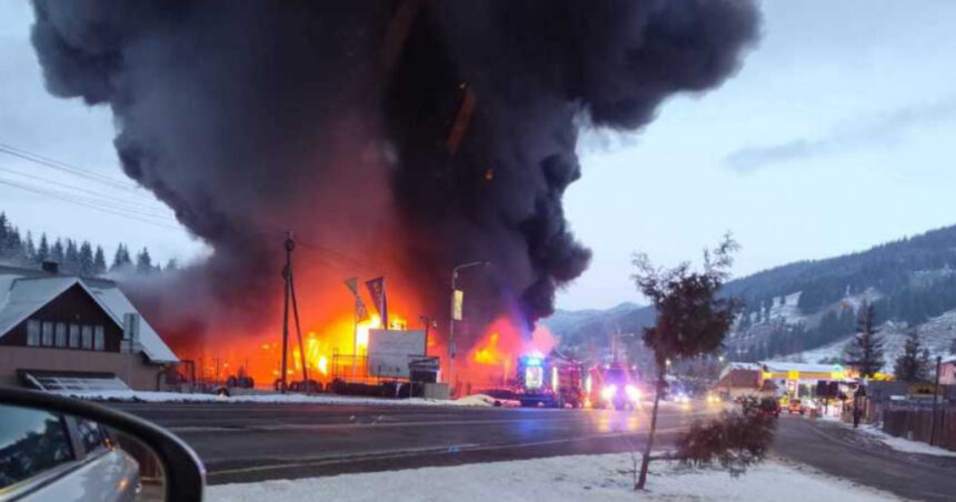 incendiu puternic la un depozit de cauciucuri in suceava a fost emis un mesaj ro alert 67a1c6ef7895d