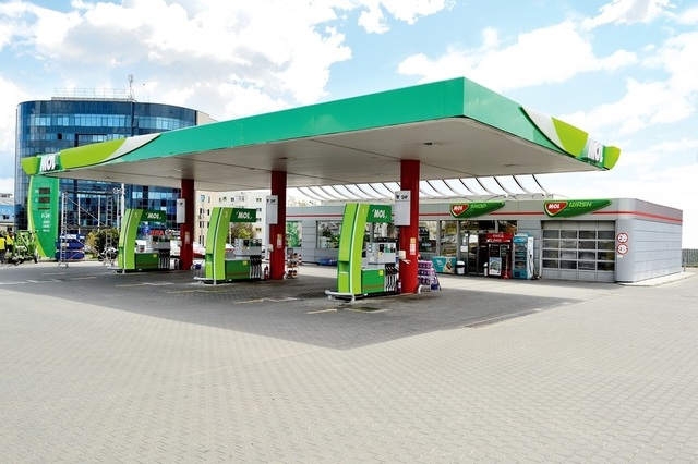infografic mol 2024 anul cu cele mai mari vanzari de carburanti in romania 67bbaf7692ce5