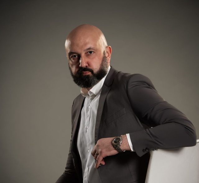 interviu brand international din ce in ce mai cunoscut pe plan local viziunea romanului care se identifica cu acest bran 67a1e7dc8f00c