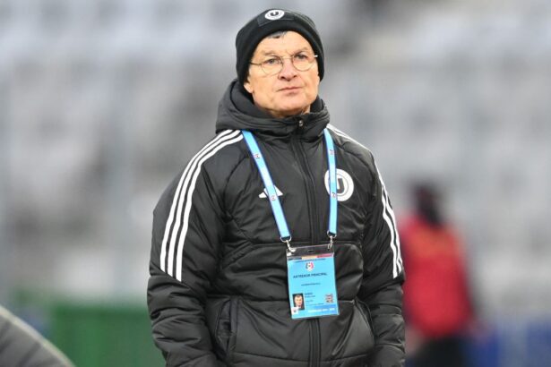 ioan ovidiu sabau a stabilit obiectivul de la u cluj dupa ce echipa s a calificat in play off 67b384e705491